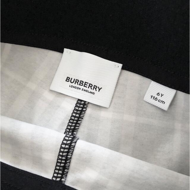 BURBERRY(バーバリー)の【お取置き中】バーバリーチルドレン＆モンクレール キッズ/ベビー/マタニティのキッズ服女の子用(90cm~)(パンツ/スパッツ)の商品写真