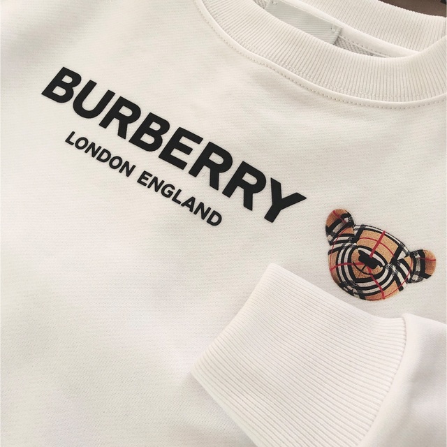 BURBERRY(バーバリー)の【お取置き中】バーバリーチルドレン＆モンクレール キッズ/ベビー/マタニティのキッズ服女の子用(90cm~)(パンツ/スパッツ)の商品写真