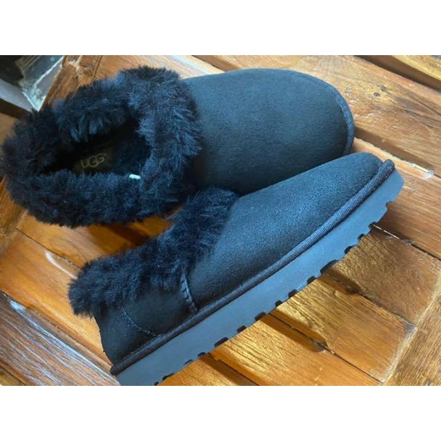 完売しました。。。綺麗目コーデ女子必見✨超美品✨24cm✨UGG✨Nita✨ニタ