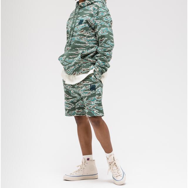 UNDEFEATED(アンディフィーテッド)のUNDEFEATED   CAMO CARGO HOODEI & SHORT メンズのトップス(パーカー)の商品写真