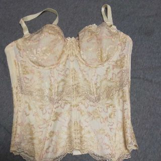DIANA - ダイアナ補正下着ロングブラジャーコルセッd75イエローの通販
