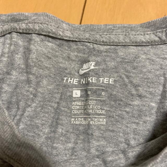 NIKE(ナイキ)の【送料無料】NIKE Ｔシャツ　１５０サイズ　中古 キッズ/ベビー/マタニティのキッズ服女の子用(90cm~)(Tシャツ/カットソー)の商品写真