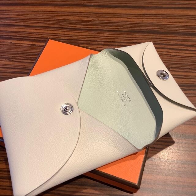 Hermes(エルメス)の新品　エルメス  バスティア  ヴェルソ　新色 レディースのファッション小物(コインケース)の商品写真