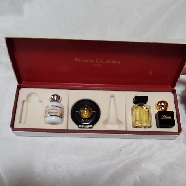 PARIS(パリス)のミニ香水セット コスメ/美容の香水(香水(女性用))の商品写真