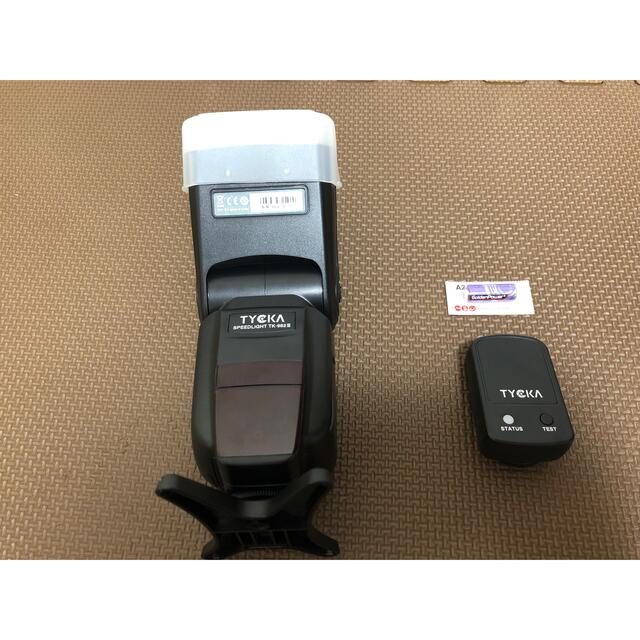 値下げTYCKA i-TTL ストロボ Nikon DSLRカメラ対応  スマホ/家電/カメラのカメラ(ストロボ/照明)の商品写真