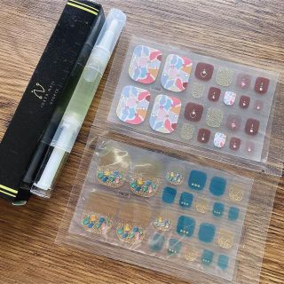 【未使用】ネイルシール&ネイルオイルセット(ネイル用品)