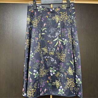 アマカ(AMACA)のAMACA  ４０（１１号）　花柄スカート   新品　未使用品(ひざ丈スカート)