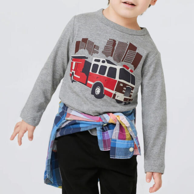 babyGAP(ベビーギャップ)の『新品』babyGap 長袖Tシャツ 95㎝ キッズ/ベビー/マタニティのキッズ服男の子用(90cm~)(Tシャツ/カットソー)の商品写真