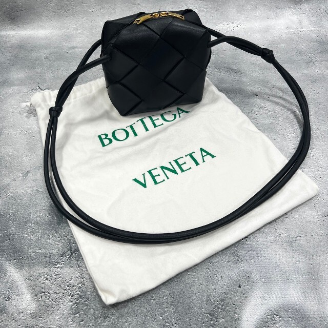 Bottega Veneta - ボッテガヴェネタ ミニ カセット カメラバッグ