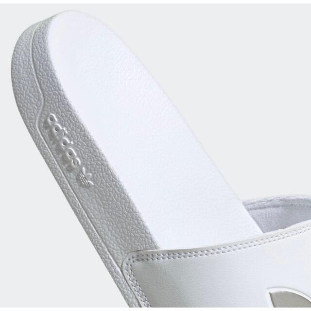 adidas(アディダス)のアディダス オリジナルス ロゴ サンダル 新品 未使用 メンズの靴/シューズ(サンダル)の商品写真