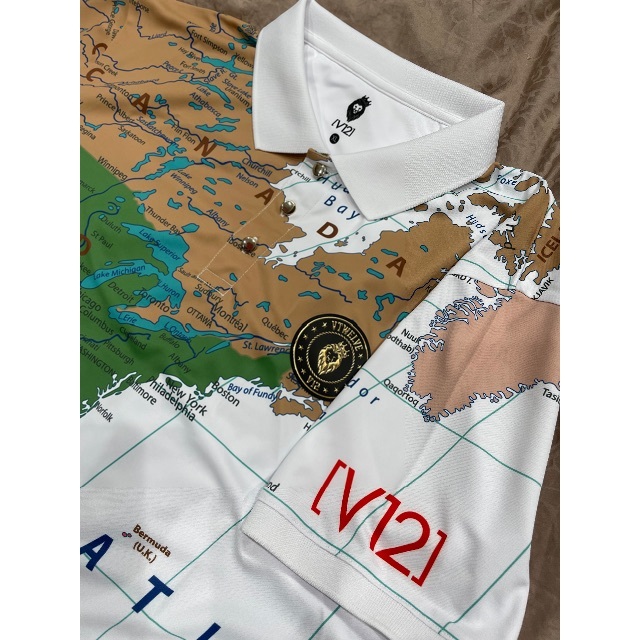 MARK&LONA(マークアンドロナ)のV12 最終値下げ‼︎ ヴィトゥエルヴ　メンズ　WORLD MAPポロ　ホワイト メンズのトップス(ポロシャツ)の商品写真