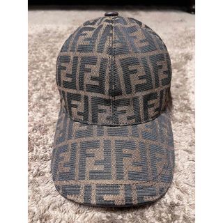 FENDI - FENDIベースボールキャップの通販｜ラクマ