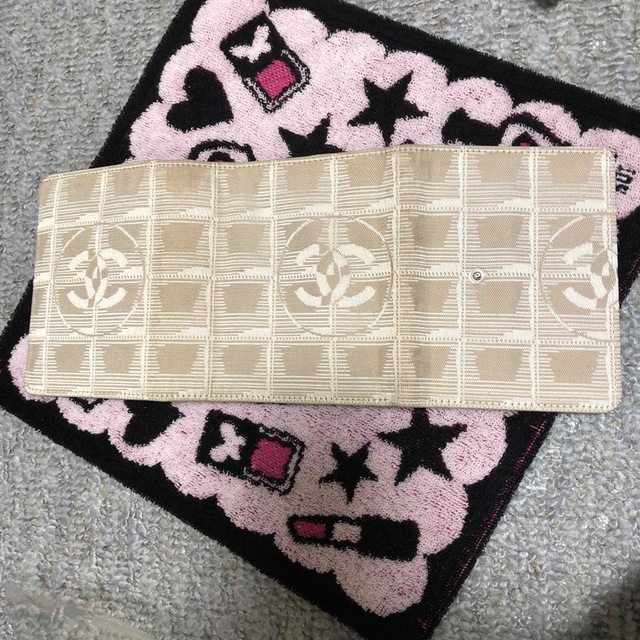 CHANEL(シャネル)のCHANEL 本日限定価格シャネルニュートラベルライン三つ折り財布 レディースのファッション小物(財布)の商品写真