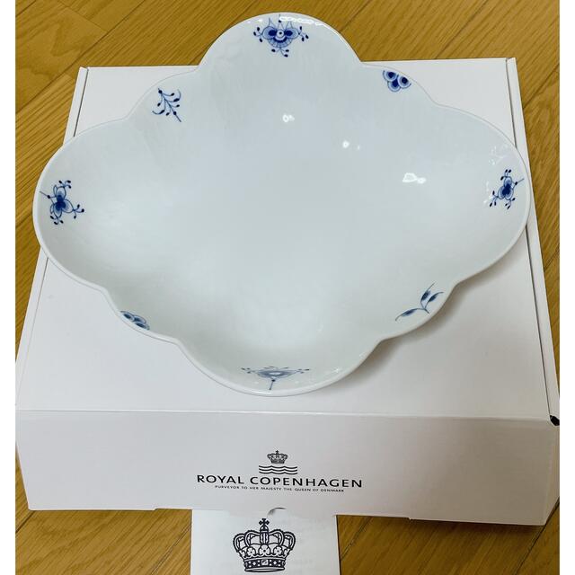 ROYAL COPENHAGEN(ロイヤルコペンハーゲン)の♡エディ♡様専用　ロイヤルコペンハーゲン フラワーボウル　新品　 インテリア/住まい/日用品のキッチン/食器(食器)の商品写真