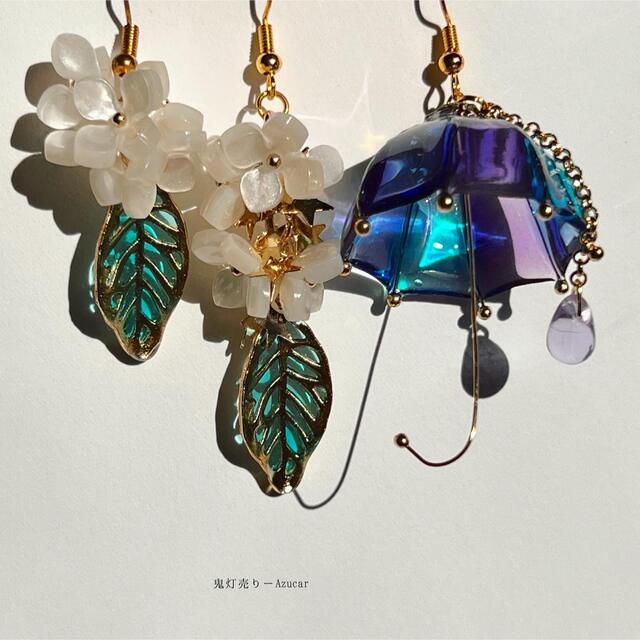 傘と白紫陽花の和風ピアス　イヤリング(雨の日コーデ3点セット)