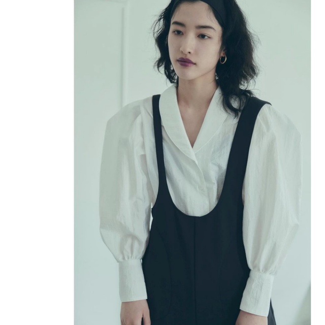 meer【MEER.】SQUARE SLEEVE BLOUSE