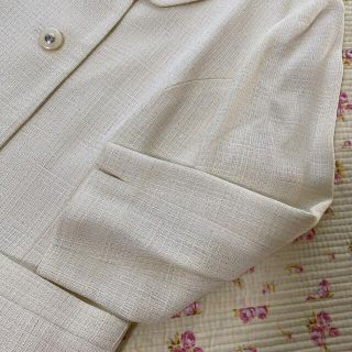 Courreges - クレージュ スカートスーツ 9AR W64 ベージュ 未使用に
