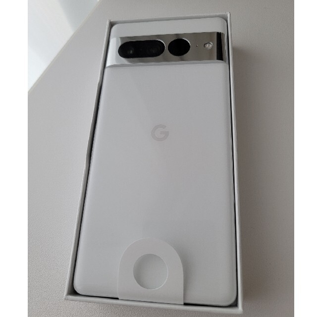 Google(グーグル)の本日発送可！ 新品  Google Pixel 7 Pro 128GB 白 スマホ/家電/カメラのスマートフォン/携帯電話(スマートフォン本体)の商品写真