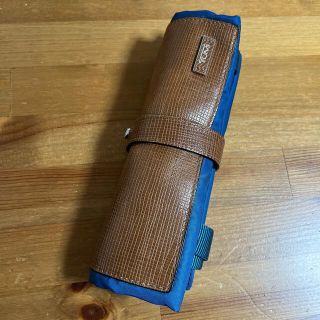 トゥミ(TUMI)の【TUMI】コバルトブルーの折りたたみバッグ(エコバッグ)