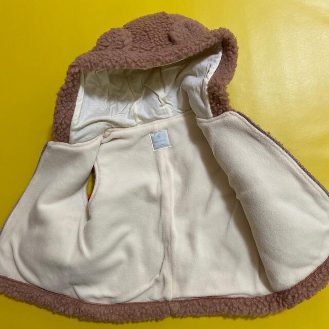 BabyGoose(ベビーグース)の新品未使用‼️Baby Goose あったかくまさん手袋付きベスト キッズ/ベビー/マタニティのキッズ服男の子用(90cm~)(ジャケット/上着)の商品写真