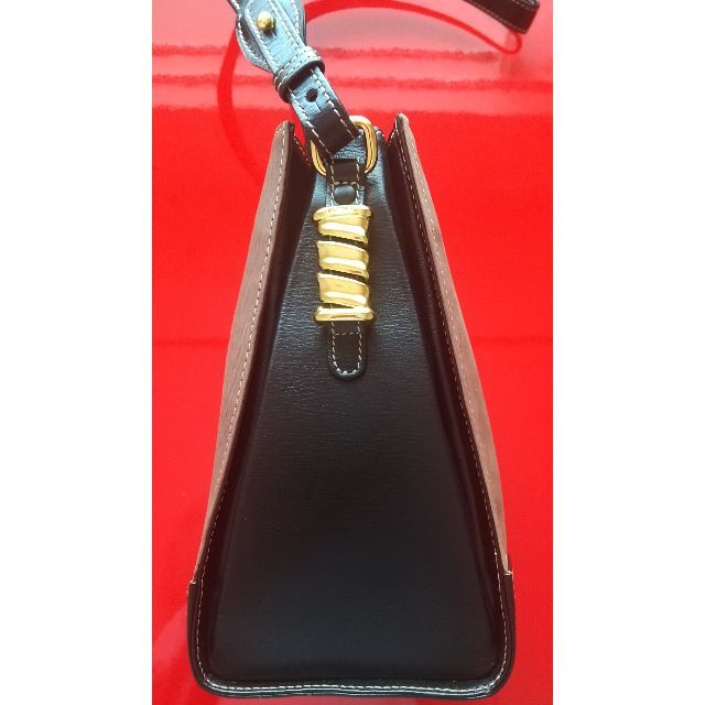★新品・未使用★ロエベ(LOEWE)★ショルダーバッグ★スペイン購入★