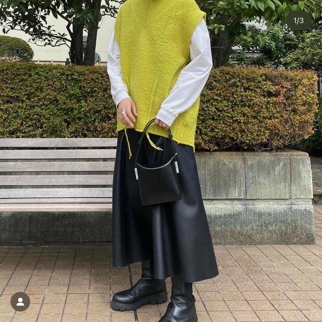 RESTIR(リステア)の売り切り！IRENE アイレネ whole garment knit vest レディースのトップス(ニット/セーター)の商品写真