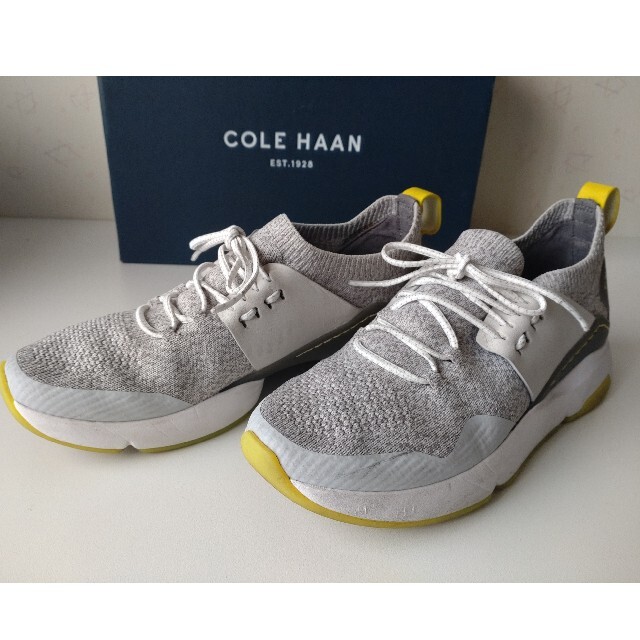 Cole Haan(コールハーン)のCOLE HAAN  コールハーン　ゼログランド　22.5cm レディースの靴/シューズ(スニーカー)の商品写真