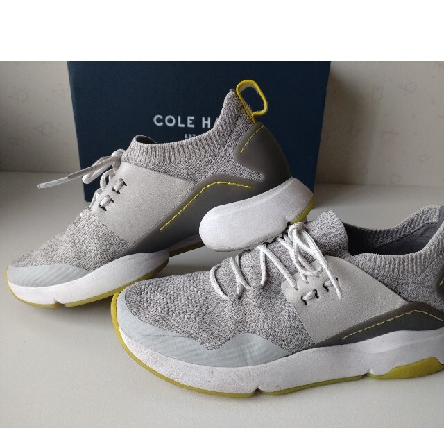 Cole Haan(コールハーン)のCOLE HAAN  コールハーン　ゼログランド　22.5cm レディースの靴/シューズ(スニーカー)の商品写真