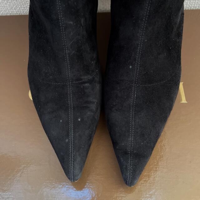Gucci(グッチ)のロングブーツ　グッチ  スエード　38.5サイズ　24.5〜25.5㎝ レディースの靴/シューズ(ブーツ)の商品写真