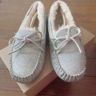 アグ(UGG)のUGG DAKOTA SPARKLE アグ　ダコタ　モカシン(スリッポン/モカシン)