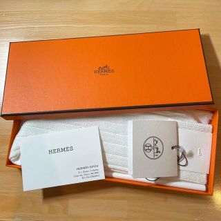 エルメス(Hermes)の男性用靴下（blanc）(ソックス)