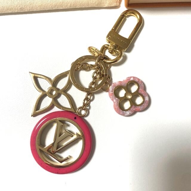 LOUIS VUITTON    キーリング キーホルダー チャーム