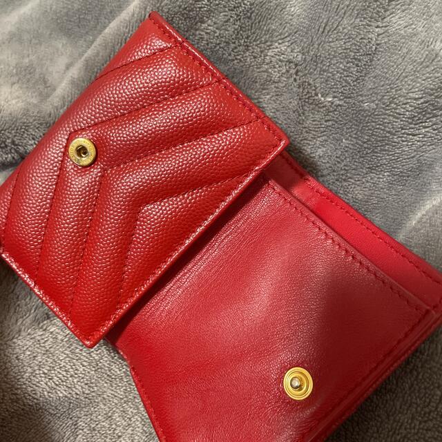 Saint Laurent(サンローラン)のSaint Laurent ミニウォレット 赤 三つ折 レディースのファッション小物(財布)の商品写真