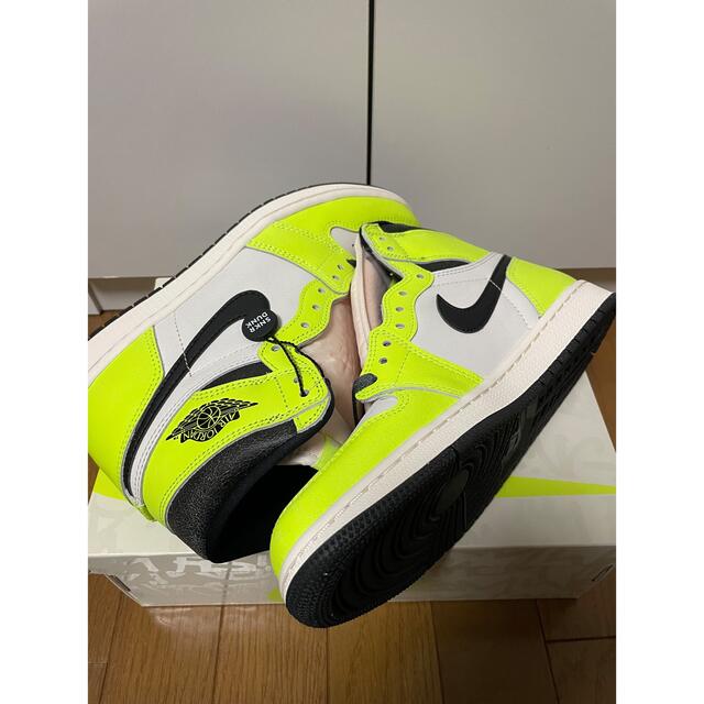 Nike Air Jordan1 High OG Volt Visionaire 2