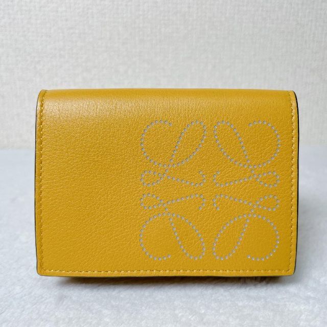 LOEWE ロエベ アナグラム 折り財布 - coastalcareeracademy.com