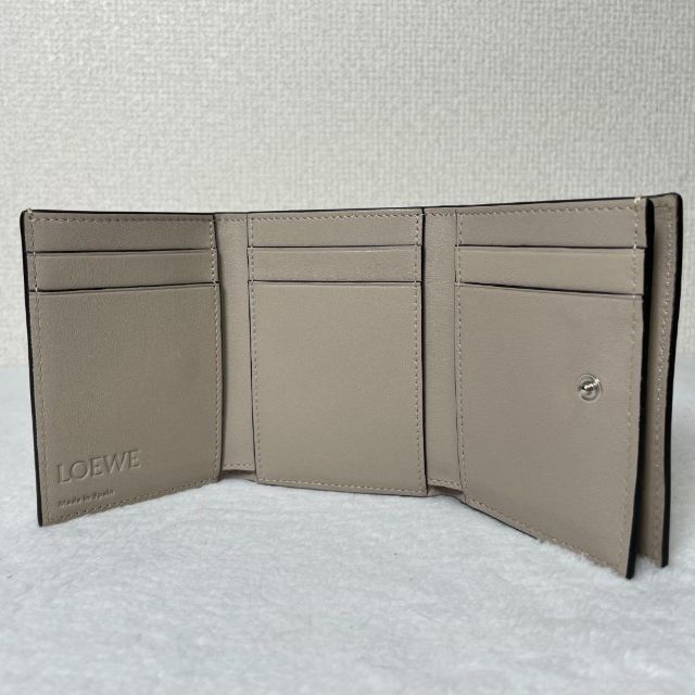 LOEWE ロエベ アナグラム 折り財布 - coastalcareeracademy.com