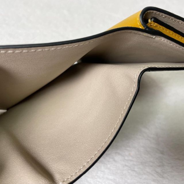 LOEWE ロエベ アナグラム 折り財布 - coastalcareeracademy.com