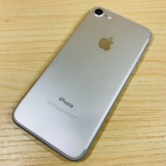 スマートフォン本体SIMﾌﾘｰ iPhone7 128GB BL100% P128