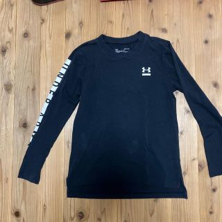 アンダーアーマー(UNDER ARMOUR)のUNDER ARMER ロングTシャツ(トレーニング用品)