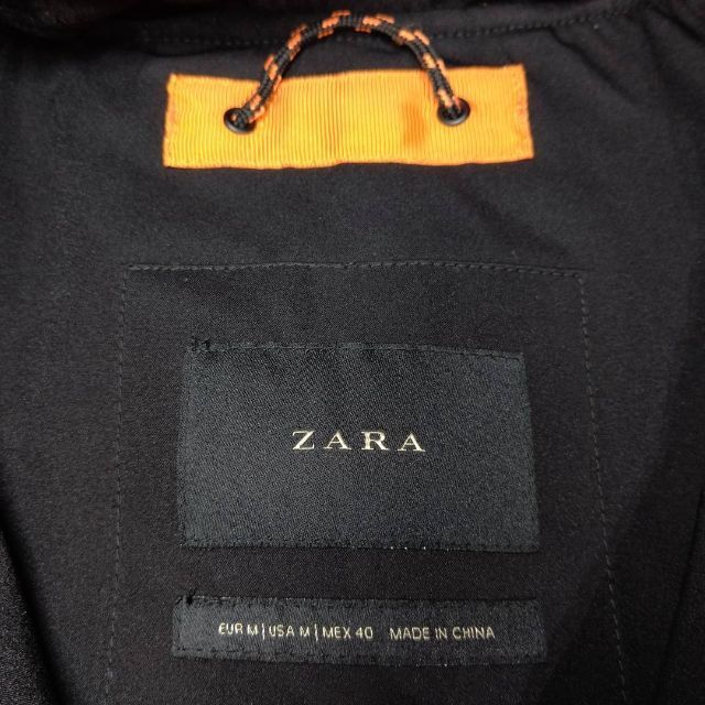 ZARA(ザラ)の【美品・希少】ZARA ポンチョコート 独特デザイン 厚みがあり温かい メンズのジャケット/アウター(ポンチョ)の商品写真
