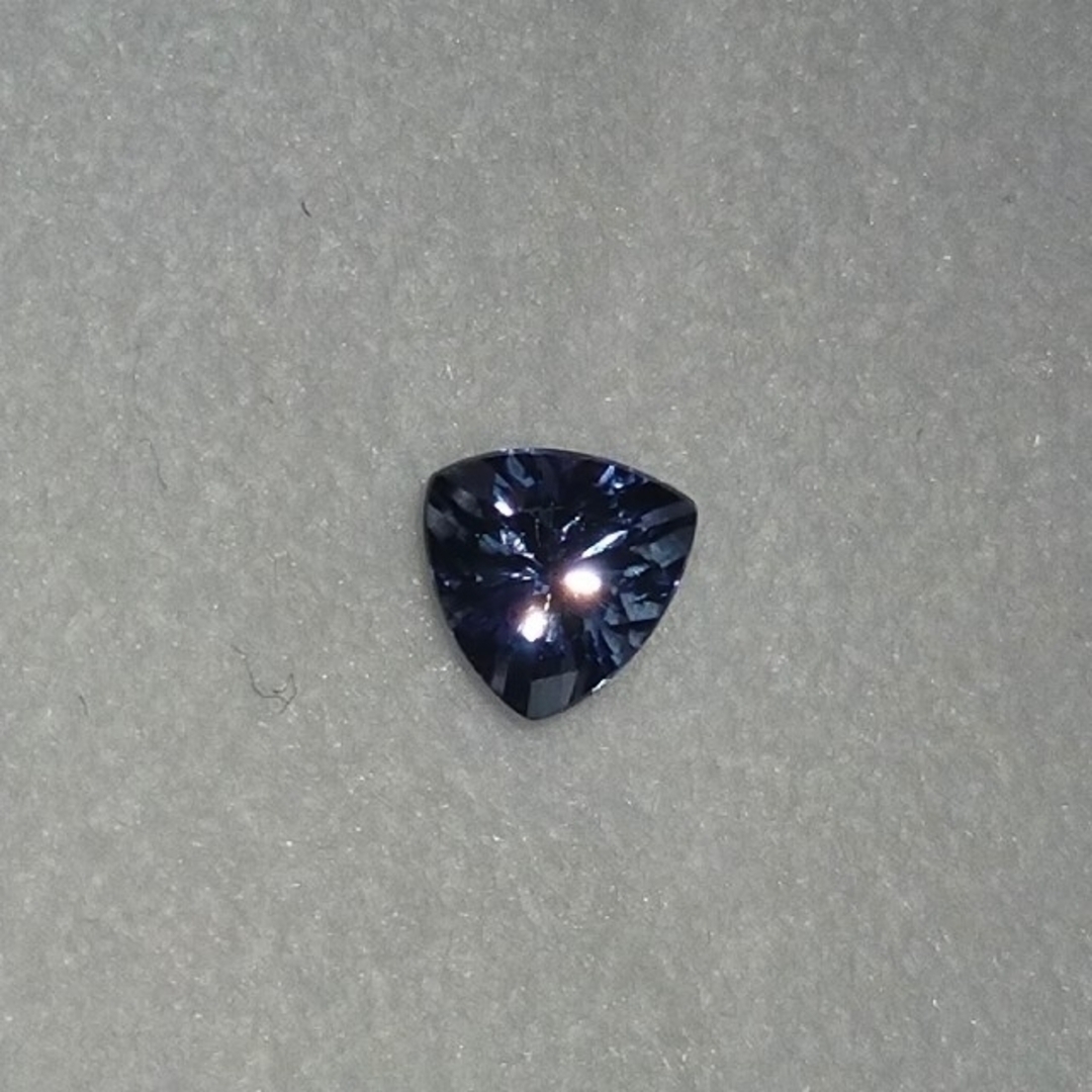 タンザナイト バイカラータンザナイト トリリアント 0.846ct