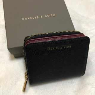 チャールズアンドキース(Charles and Keith)のCHARLES&KEITH 折りたたみ財布(財布)