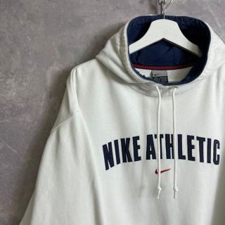 ナイキ(NIKE)のナイキ 90s カレッジスウェット パーカー 白 ホワイト センターロゴ(パーカー)