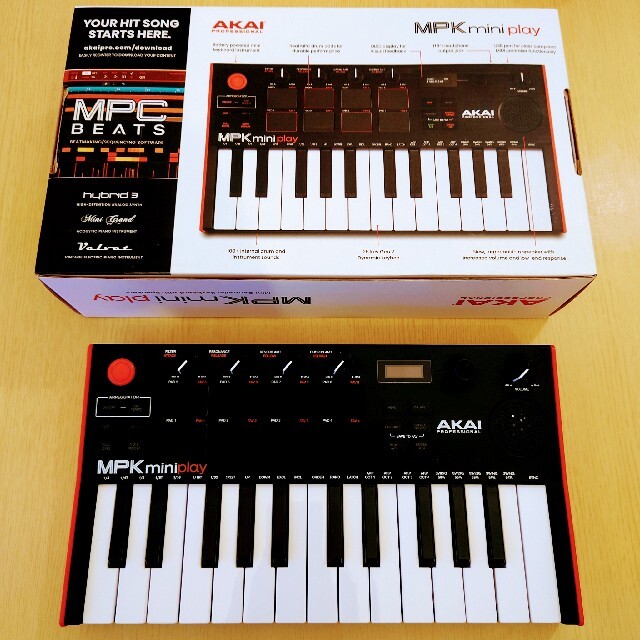 【美品】AKAI MIDIキーボード MPK Mini Play MK3 楽器のDTM/DAW(MIDIコントローラー)の商品写真