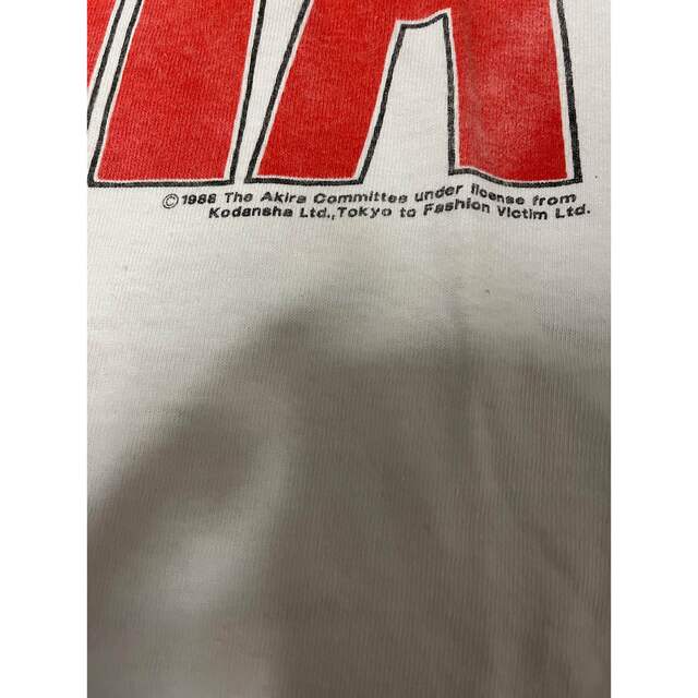 AKIRA Tシャツ　XL 中古 メンズのトップス(Tシャツ/カットソー(半袖/袖なし))の商品写真