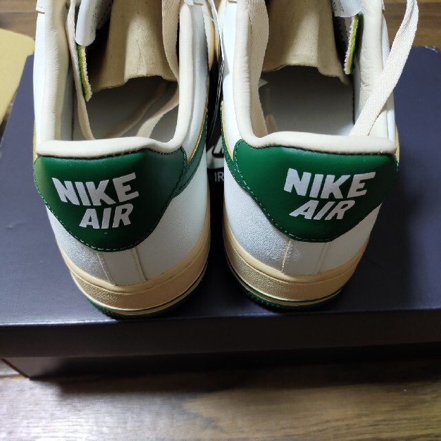 Nike air force ナイキ エアフォース グリーン W28.0cm レディースの靴/シューズ(スニーカー)の商品写真