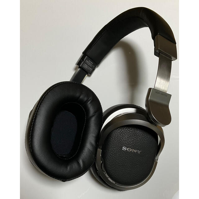 SONY(ソニー)のソニー MDR-HW700DS 9.1ch デジタルサラウンドヘッドホンシステム スマホ/家電/カメラのオーディオ機器(ヘッドフォン/イヤフォン)の商品写真