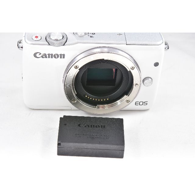 秀逸 ワンダフルスペース本店Canon ミラーレス一眼カメラ EOS M10 ボディ グレー EOSM10GY-BODY