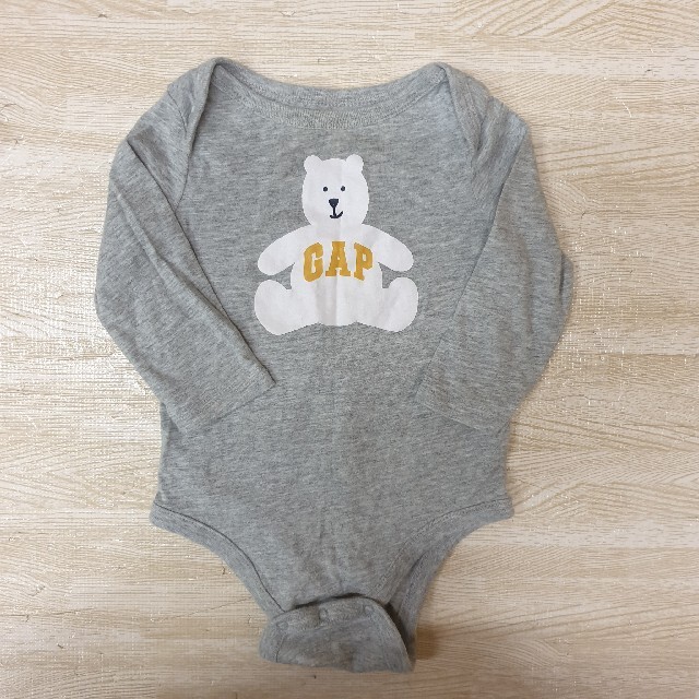 babyGAP(ベビーギャップ)のベビーギャップ　ロンパース　60センチ キッズ/ベビー/マタニティのベビー服(~85cm)(ロンパース)の商品写真