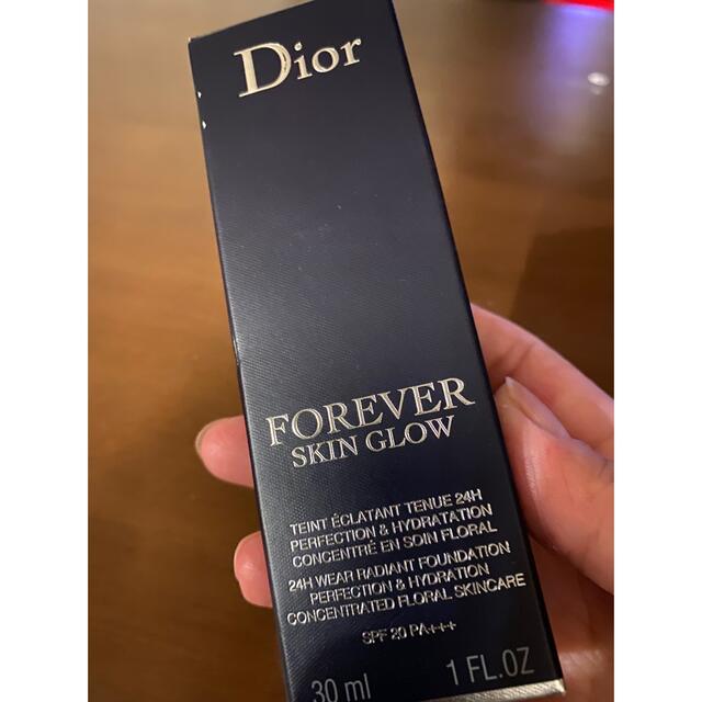 Dior forever skin glow ディオール　ファンデーション